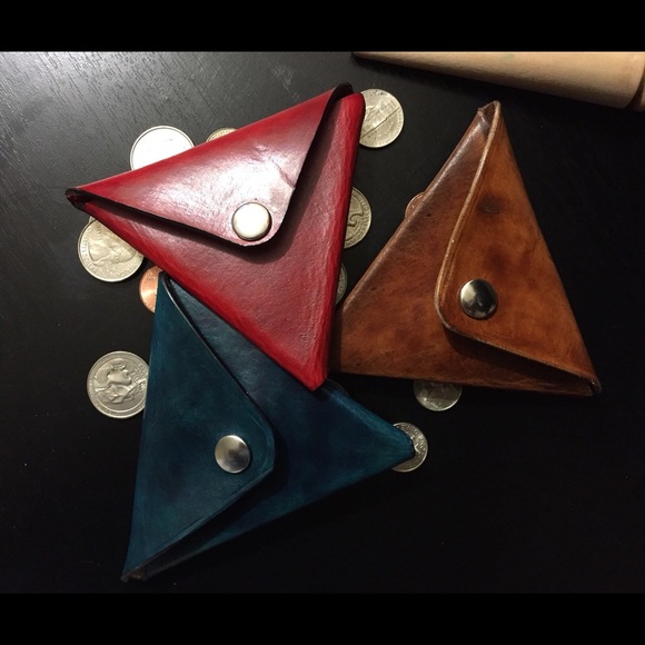 Handmade leather pouches - Picture 5 of 8